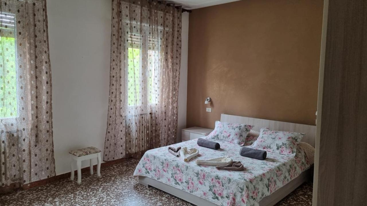 Ferienwohnung Milli Ferrara Exterior foto